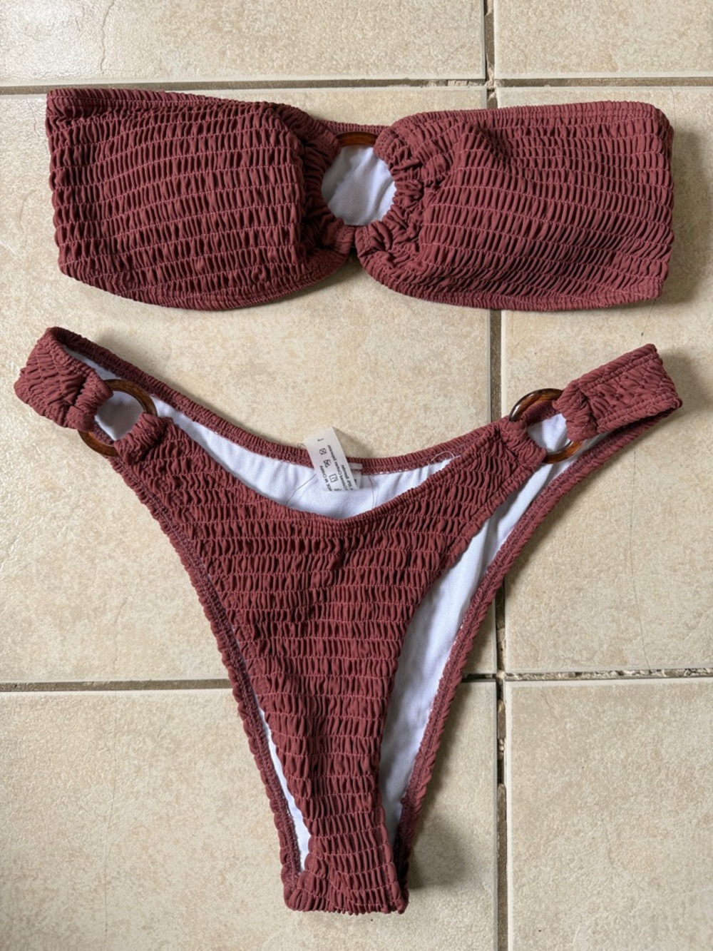 NWOT Textured Ring Detail Bandeau Cheeky Bikini Set - Rusty Rose; fits like M